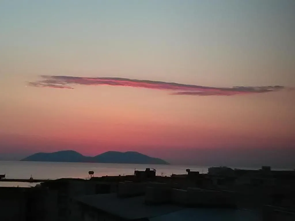 Lindita'S Seaview Apartment 2 Vlore