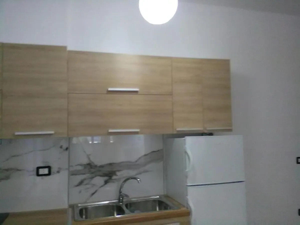 Lindita'S Seaview Apartment 2 Vlore